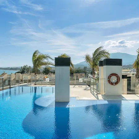 Cosmo 155m2 With A Sea View Apartamento Estepona