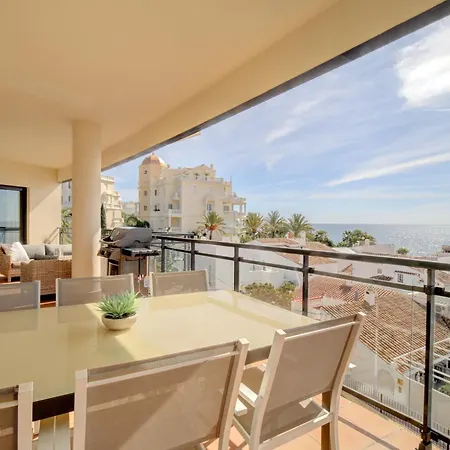 Daire Cosmo 155m2 With A Sea View Estepona